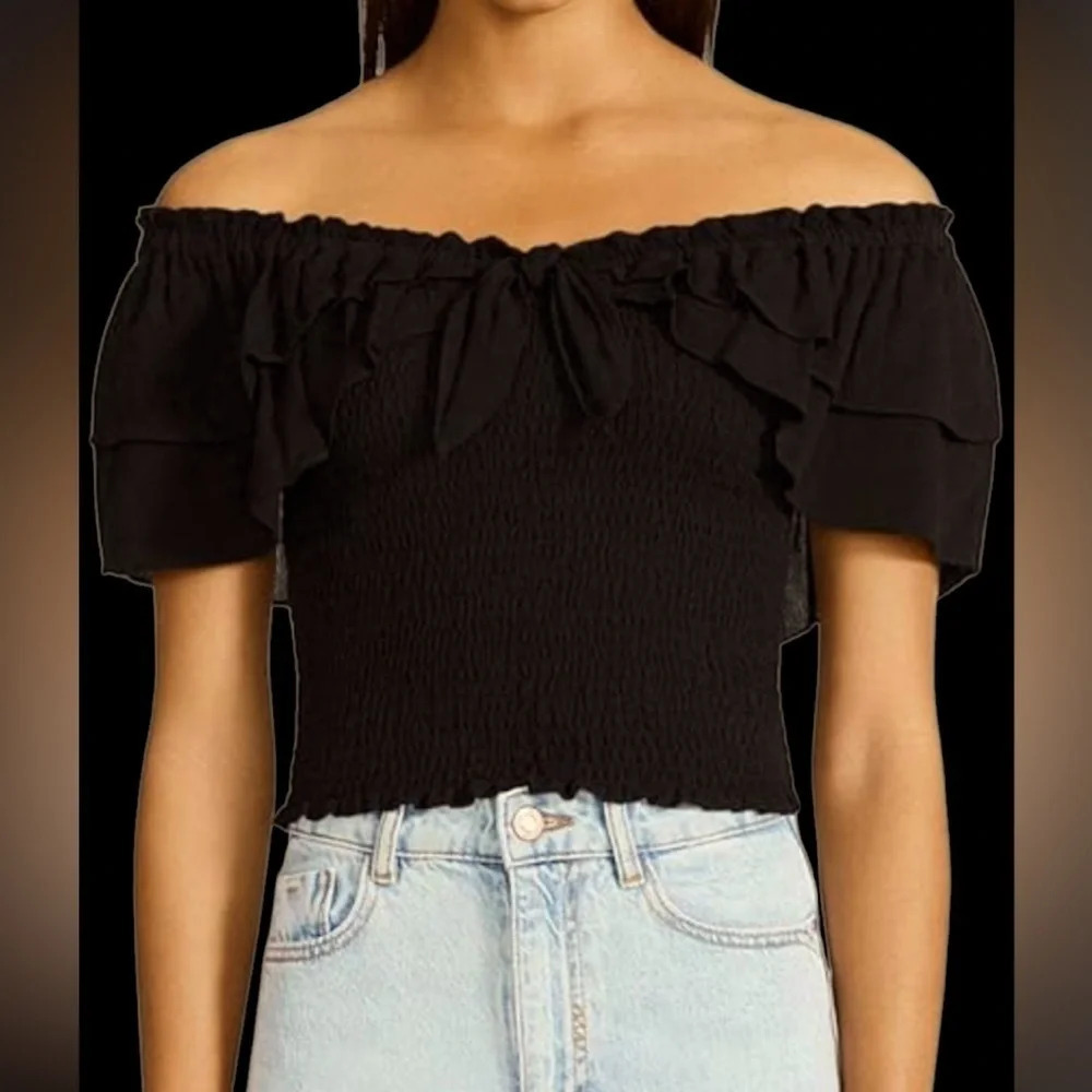 BB DAKOTA Black “Did I Flutter “crop  Top Sz XS